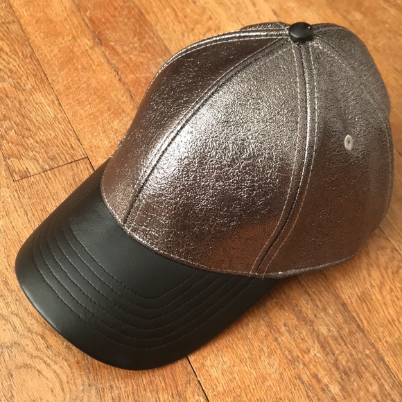 Express Metallic Hat - Picture 4 of 4